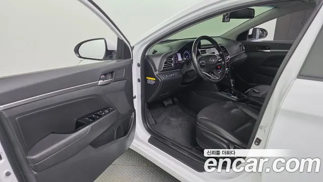 Hyundai Avante 2019 thumb 11