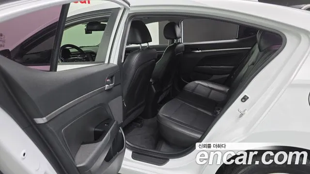 Hyundai Avante 2019 thumb 4