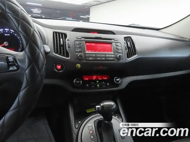 Kia Sportage 2011 thumb 11