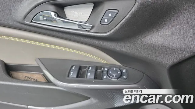 Chevrolet Tracker 2023 thumb 11