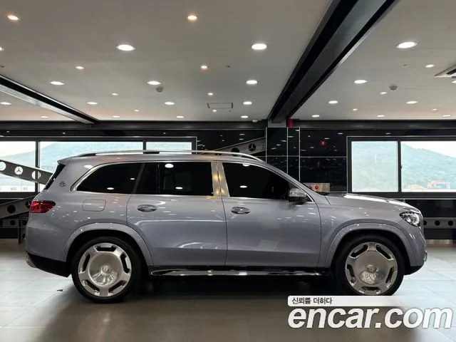 Mercedes-Benz GLS 2026 thumb 11