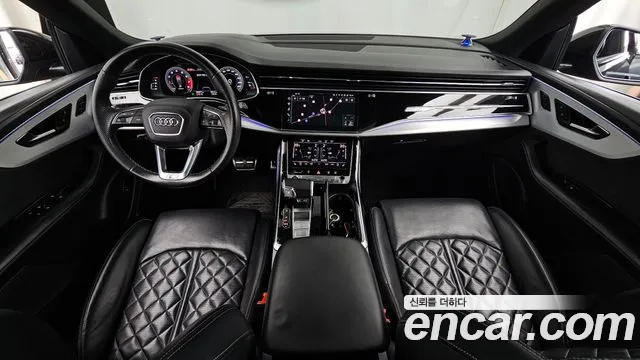 Audi Q8 2021 thumb 5