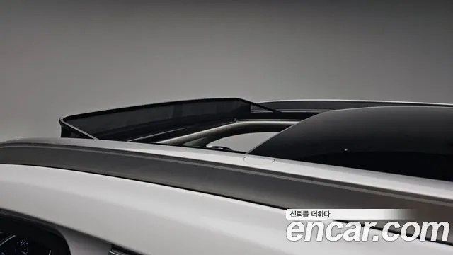 Hyundai Santa Fe 2018 thumb 3