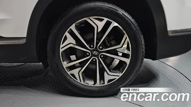 Hyundai Santa Fe 2018 thumb 12