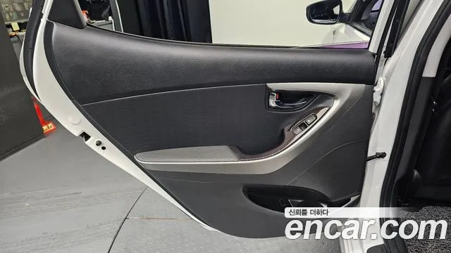 Hyundai Avante 2012 thumb 10