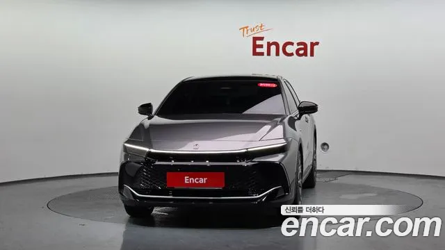 Toyota Crown Crossover 2025 thumb 10