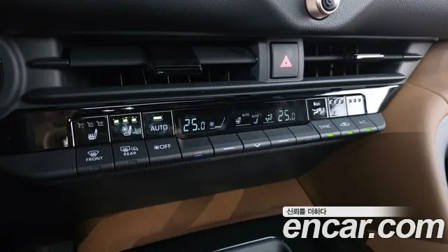 Toyota Crown Crossover 2025 thumb 12