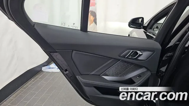 BMW 1 серии 2025 thumb 8