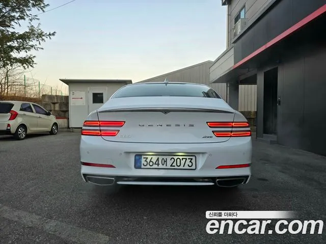 Genesis G80 2023 thumb 10