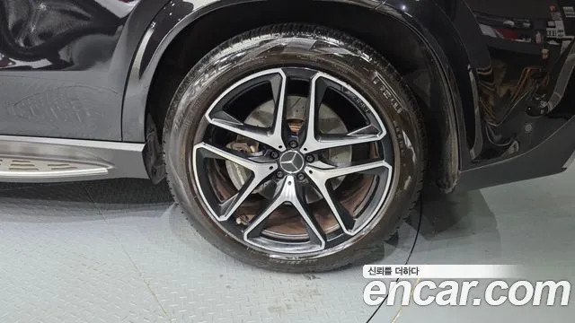 Mercedes-Benz E-Класс 2022 thumb 10