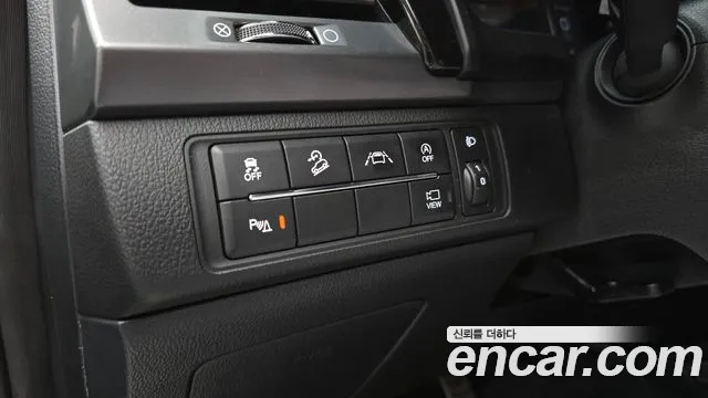 KGM Rexton 2022 thumb 5