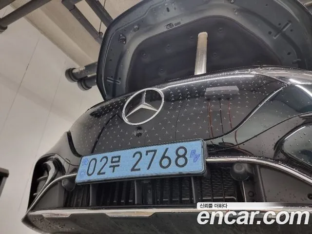 Mercedes-Benz EQE 2023 thumb 6