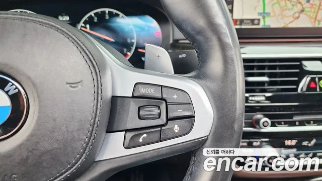 BMW 6 серии Gran Turismo 2019 thumb 12