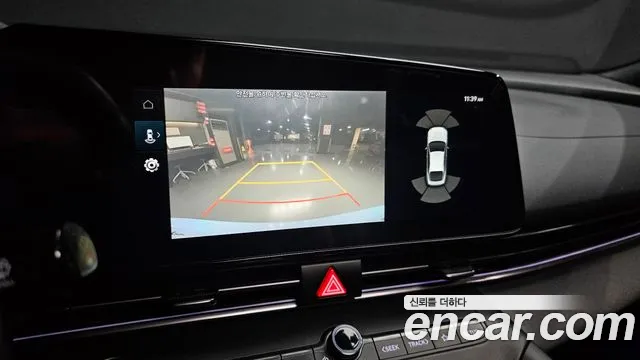 Hyundai Elantra 2022 thumb 2