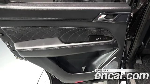 KGM Rexton 2023 thumb 8