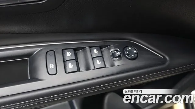 Peugeot 5008 2018 thumb 5