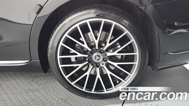 Mercedes-Benz S-Class 2021 thumb 12