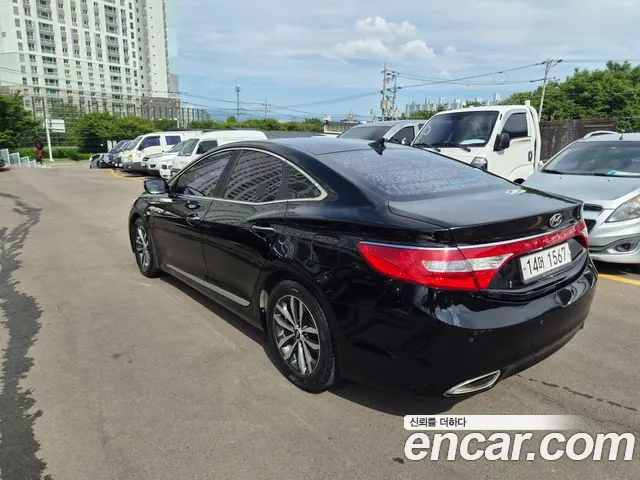 Hyundai Grandeur 2011 thumb 11