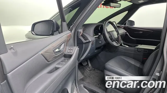 Toyota Alphard 2025 thumb 9