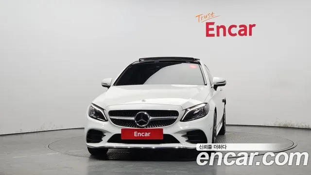 Mercedes-Benz C-Class 2021 thumb 4