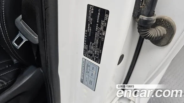 Hyundai Santa Fe 2019 thumb 2