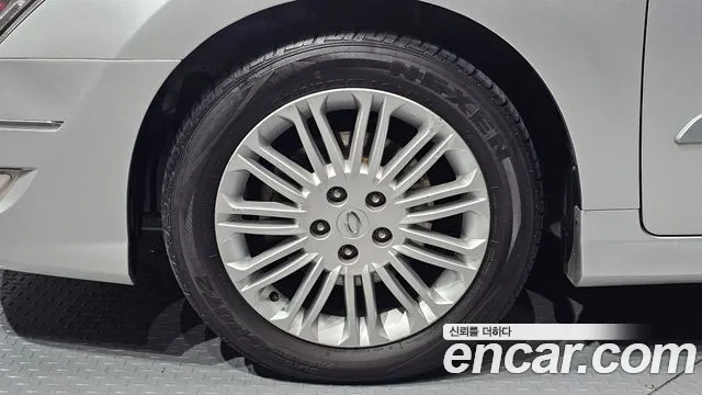 Renault SM7 2010 thumb 4