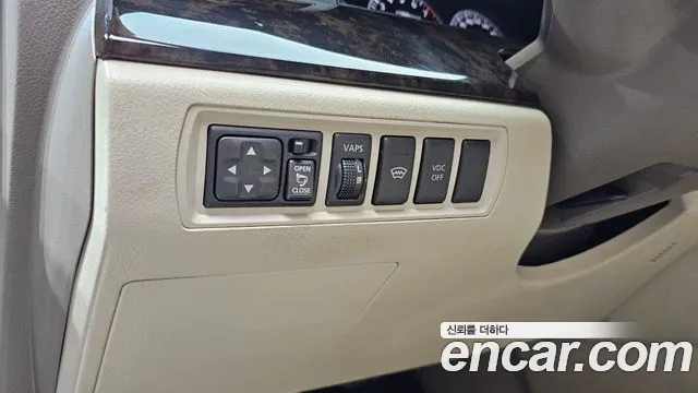 Renault SM7 2010 thumb 10