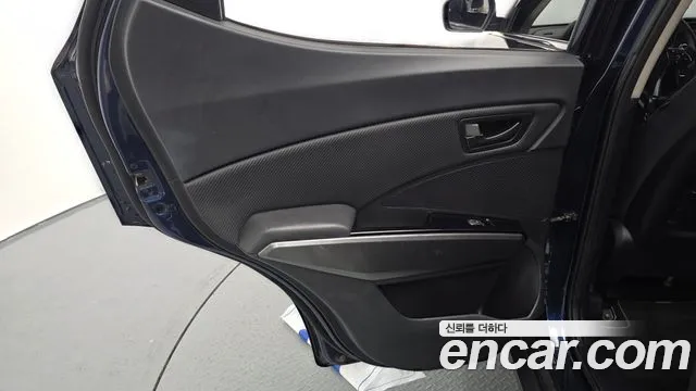 KGM Tivoli 2019 thumb 2