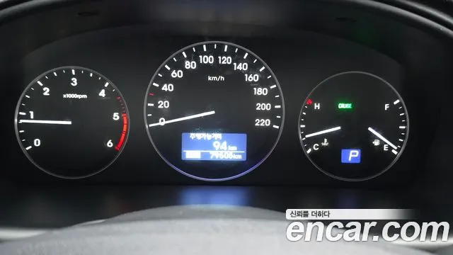 Hyundai Staria 2018 thumb 9
