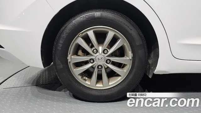 Hyundai Avante 2019 thumb 10