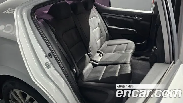 Hyundai Avante 2019 thumb 11