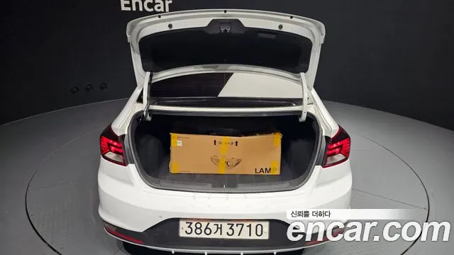 Hyundai Avante 2019 thumb 4