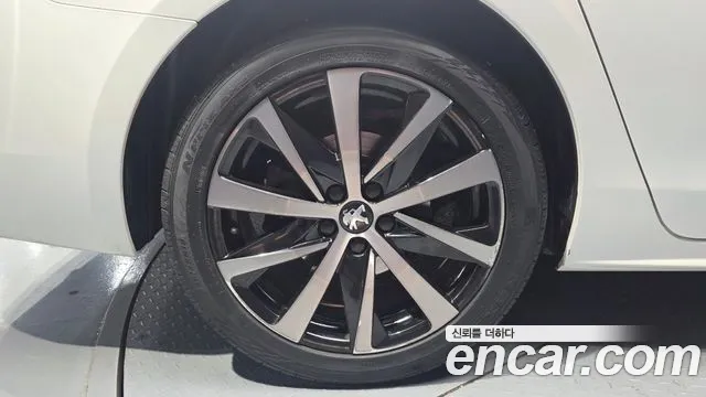Peugeot 508SW 2020 thumb 11