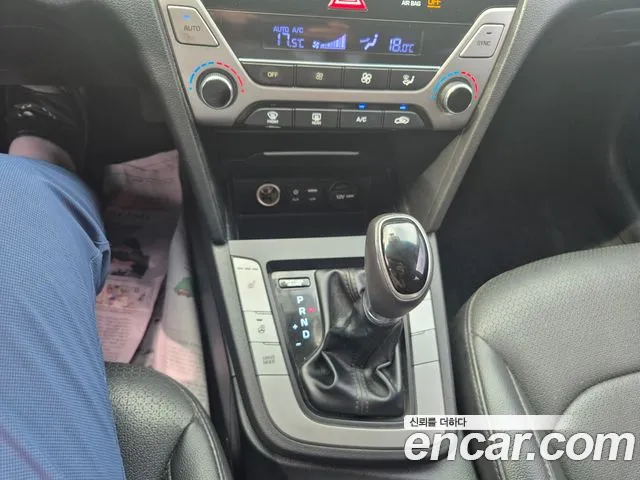 Hyundai Avante 2016 thumb 8
