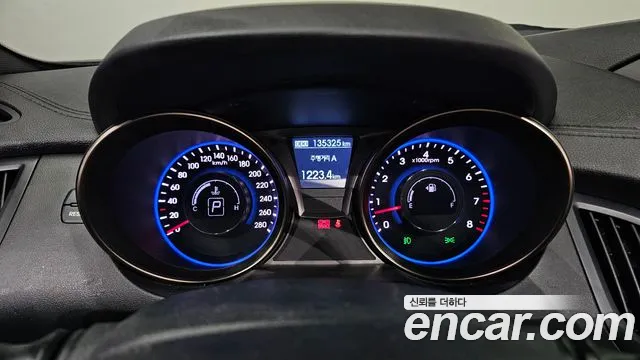Hyundai Genesis 2012 thumb 11