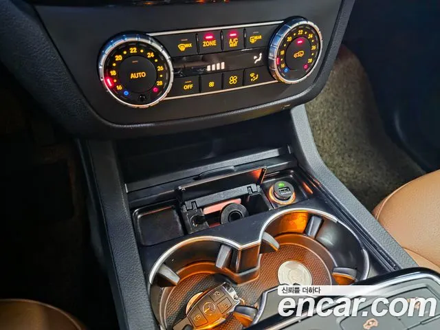 Mercedes-Benz GLE-Класс 2018 thumb 8