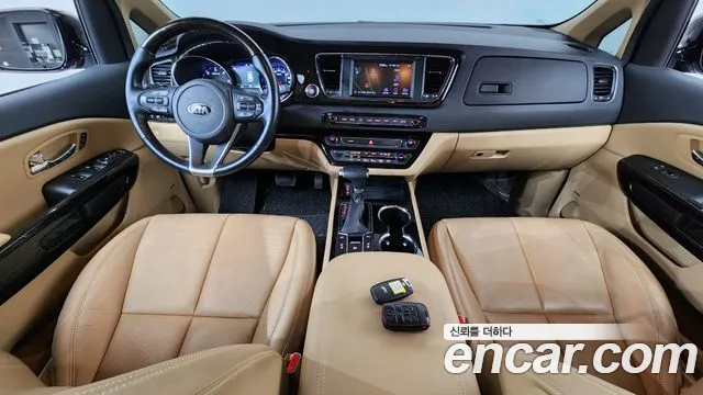Kia Carnival 2020 thumb 11
