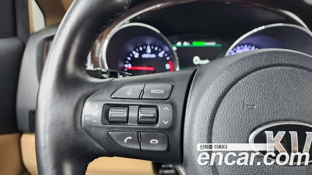 Kia Carnival 2020 thumb 7