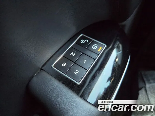 Land Rover Range Rover 2013 thumb 8