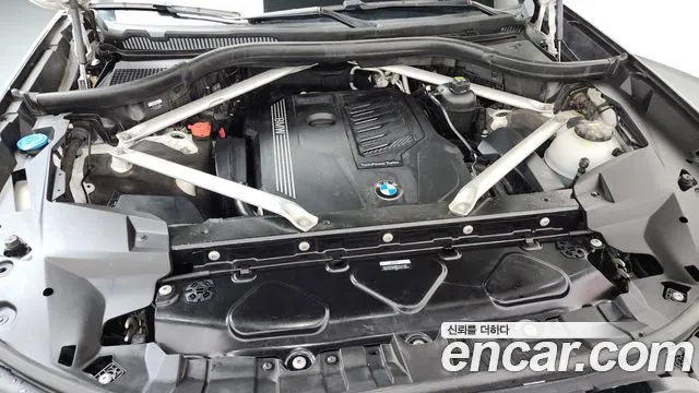 BMW X7 2021 thumb 6