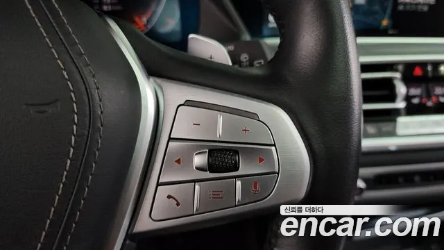 BMW X7 2021 thumb 8
