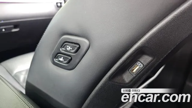 Kia Sorento 2022 thumb 5