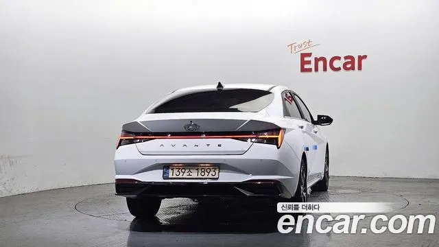 Hyundai Elantra 2021 thumb 3