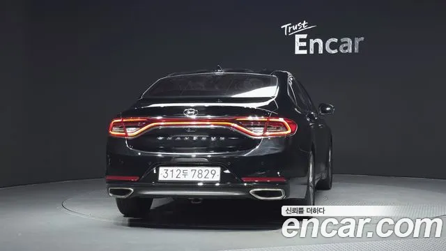 Hyundai Grandeur 2017 thumb 3