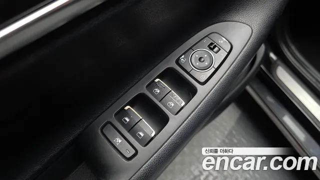 Hyundai Grandeur 2017 thumb 6