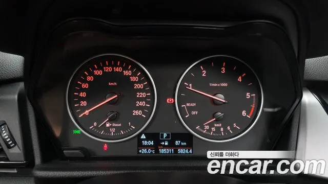 BMW 2 серии Active Tourer 2015 thumb 2