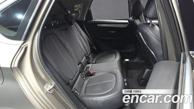 BMW 2 серии Active Tourer 2015 thumb 8