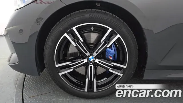 BMW 3 серии 2025 thumb 9