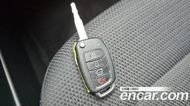 Hyundai Avante 2016 thumb 8