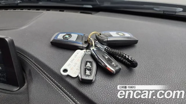 BMW 3 серии 2018 thumb 4